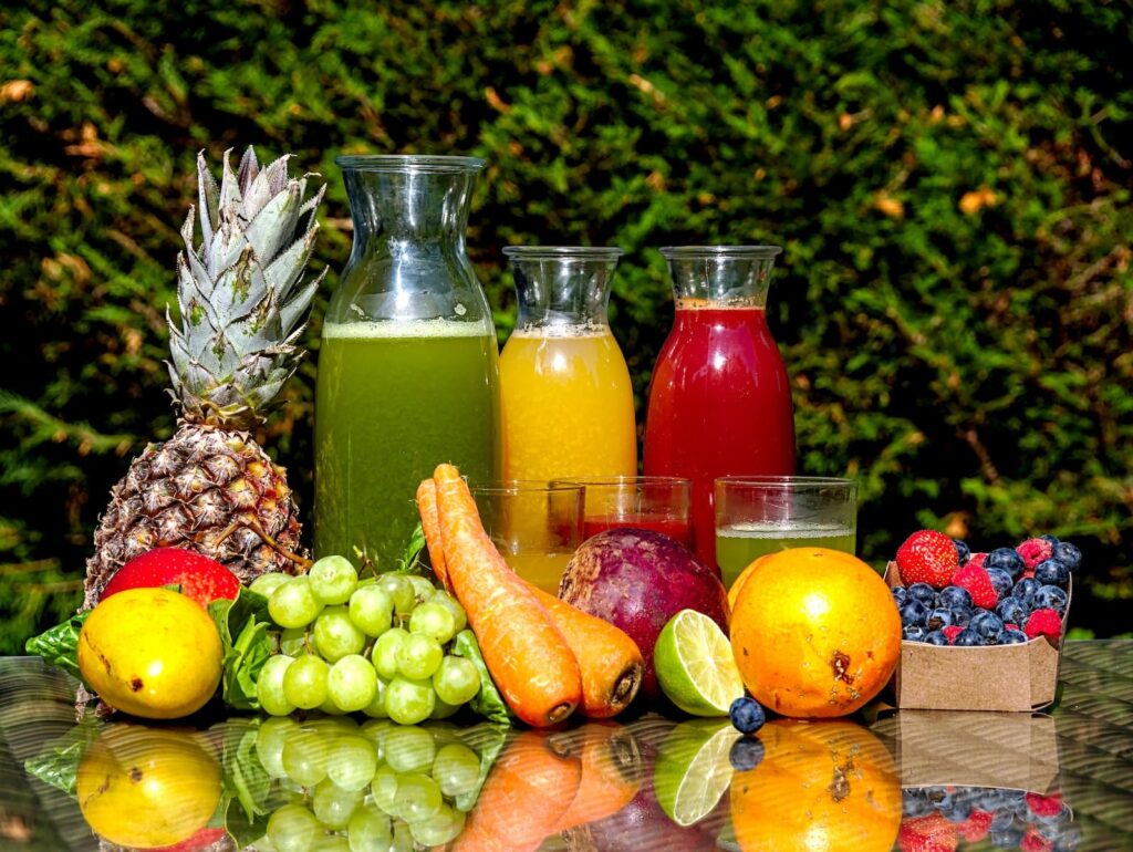 How To Make Homemade Detox Juices With Fruits