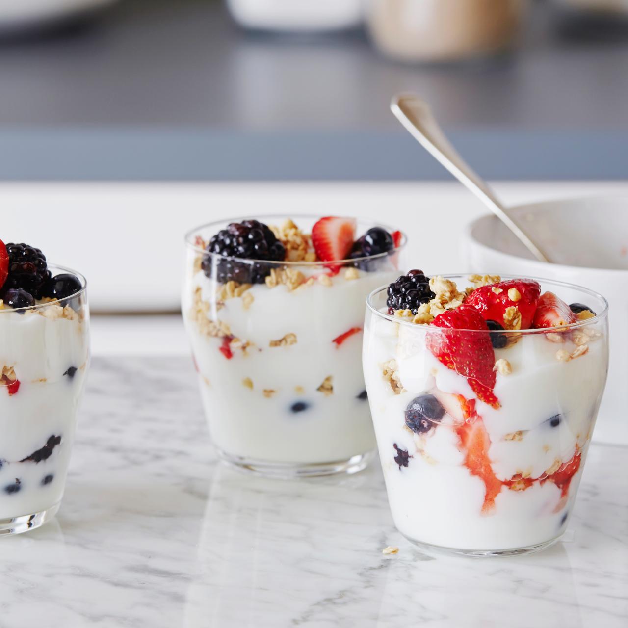 Breakfast Ideas With Fruit And Yogurt