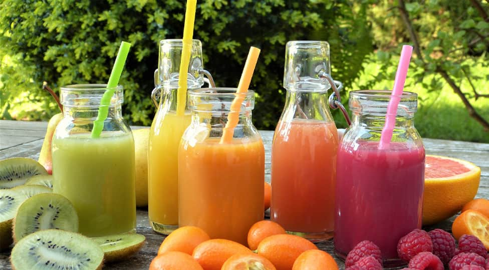 How To Make Homemade Detox Juices With Fruits